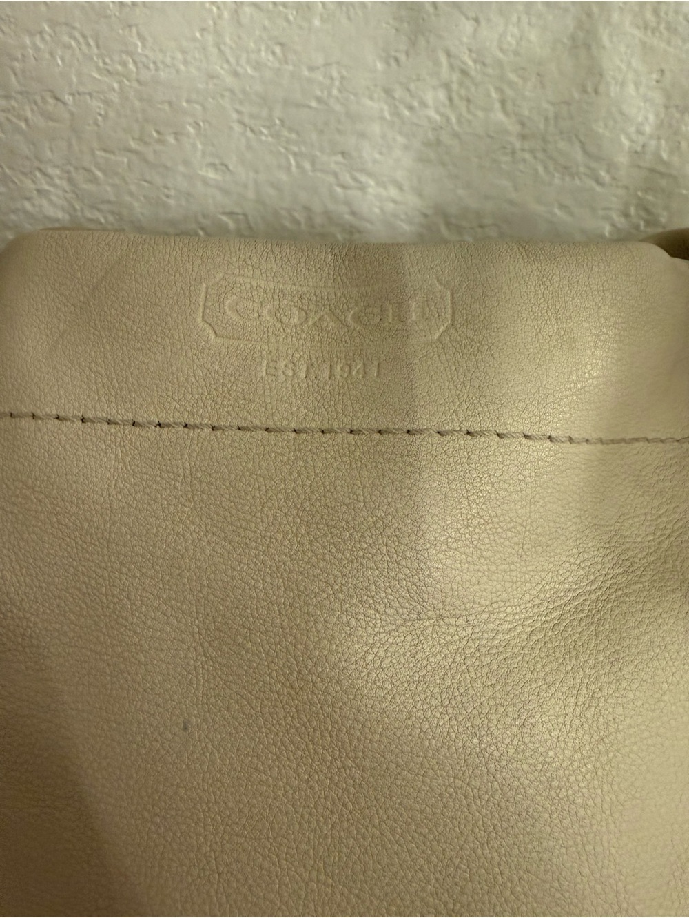 Coach Vintage Carly Ivory Leather Hobo Bag Y2K Brass Hardware Authentic - Picture 8 of 14